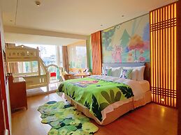 Bright QiandaoLake Resort