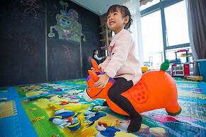 Bright QiandaoLake Resort