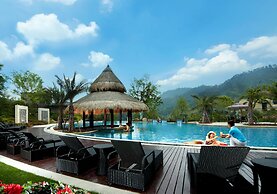 Bright QiandaoLake Resort