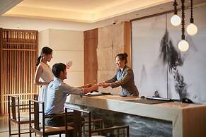 Bright QiandaoLake Resort