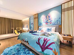 Bright QiandaoLake Resort