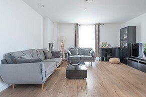 Brand new modern flat in Bermondsey