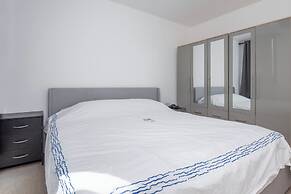 Brand new modern flat in Bermondsey