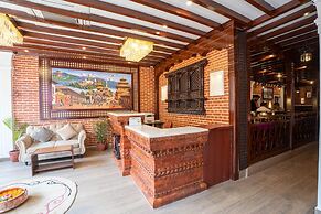 Airport Himalaya Boutique Hotel