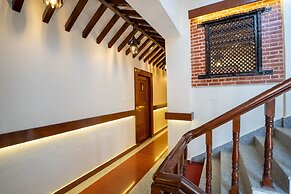 Airport Himalaya Boutique Hotel