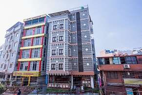 Airport Himalaya Boutique Hotel