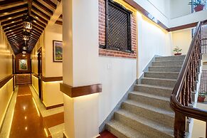 Airport Himalaya Boutique Hotel