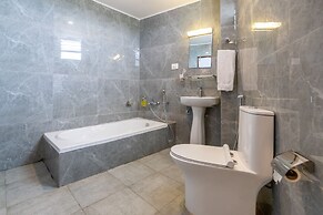 Airport Himalaya Boutique Hotel