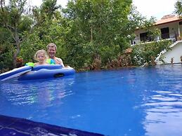 Sigiriya Cashew Palace Resort