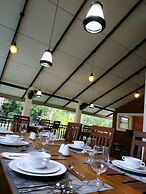 Sigiriya Cashew Palace Resort