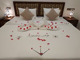 Sigiriya Cashew Palace Resort