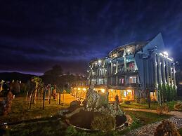 Rey Hotel & Restorant