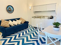 Villa Diamond Luxury Suites