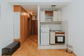 Sea view studio Tibor