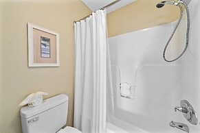 Grand Caribbean Condos