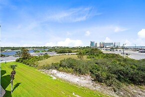 Grand Caribbean Condos