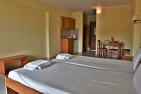 Elpida Hotel
