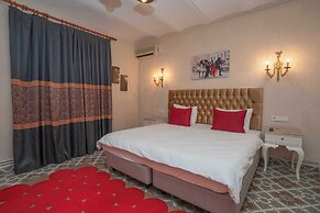 Kensington Laden Palas Buyukada