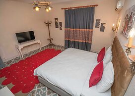 Kensington Laden Palas Buyukada