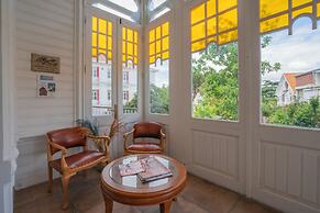 Kensington Laden Palas Buyukada