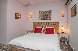 Kensington Laden Palas Buyukada