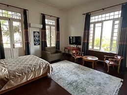 Kensington Laden Palas Buyukada