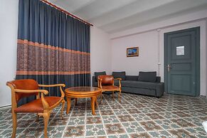 Kensington Laden Palas Buyukada