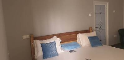 Trapezium Lodge (Royal Triangle Guest House Annex)