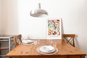 2ndhomes Comfy Studio by Esplanade Park