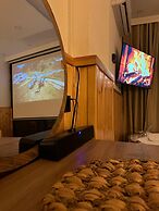 Aurora Suit Bungalov