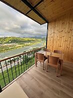 Aurora Suit Bungalov