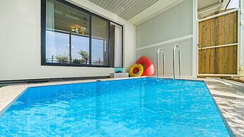 Namhae Ourpoolvilla