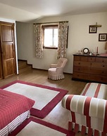 Lovely 6-bed Cottage in Barcelos - Vila Cova