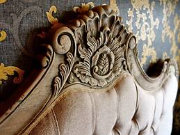 Sexy Luxurious Versace Apartment Near Sheffield