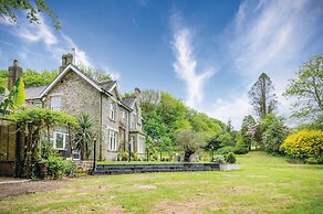 Hill House Country Estate - Princes Gate