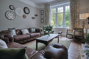 Hill House Country Estate - Princes Gate