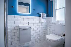 Hill House Country Estate - Princes Gate