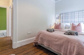 Hill House Country Estate - Princes Gate