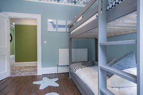 Hill House Country Estate - Princes Gate