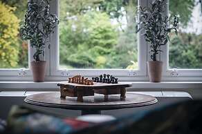 Hill House Country Estate - Princes Gate