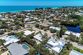 Conch Out Beach House managed by Beach Retreats