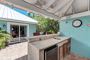 Conch Out Beach House managed by Beach Retreats