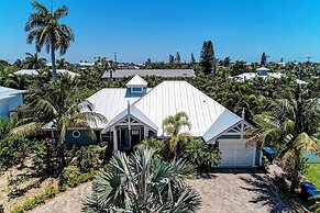 Conch Out Beach House managed by Beach Retreats