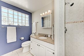 Chasing Waves managed by Beach Retreats