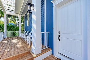 Slice of Paradise managed by Beach Retreats