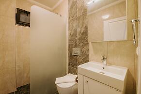 Mulberry Suit Aparts