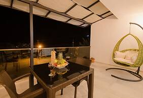 Mulberry Suit Aparts