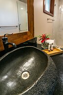 Hilo Beach House Inn