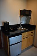 Hilo Beach House Inn