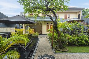 Liliy Guest House Legian
